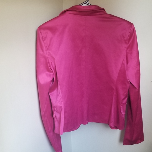 Pink jacket - Picture 2 of 4